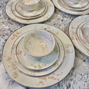 Vintage POPE GOSSER CLEMENTINE China USA 16 pc/4 Place Settings